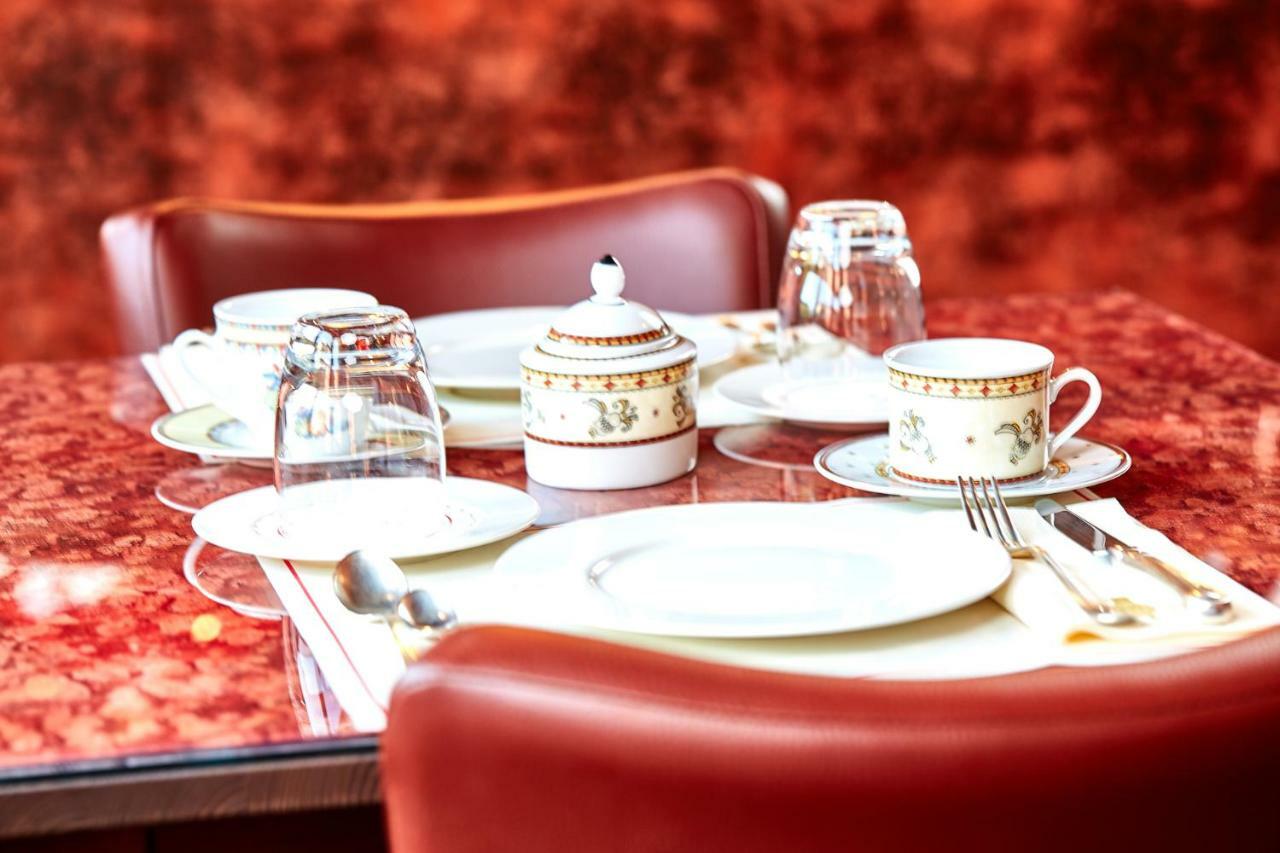 Albergo Trattoria Il Leone Pomponesco Exterior foto